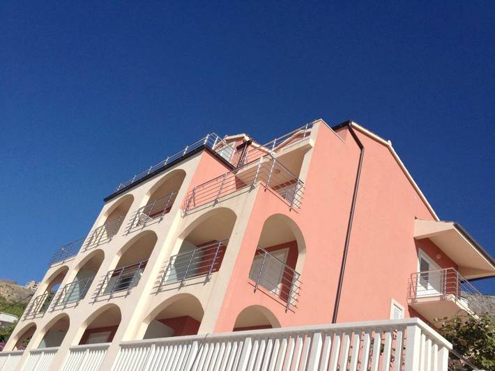 Appartement de vacances pour 3 personnes, avec jardin et vue