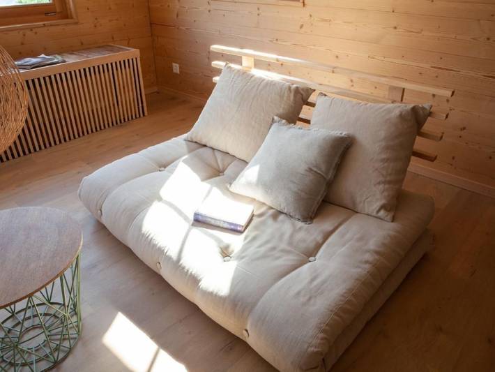 Ganze Wohnung, Modernes Bijou in 400-jährigem Haus in Eischoll, Walliser Alpen
