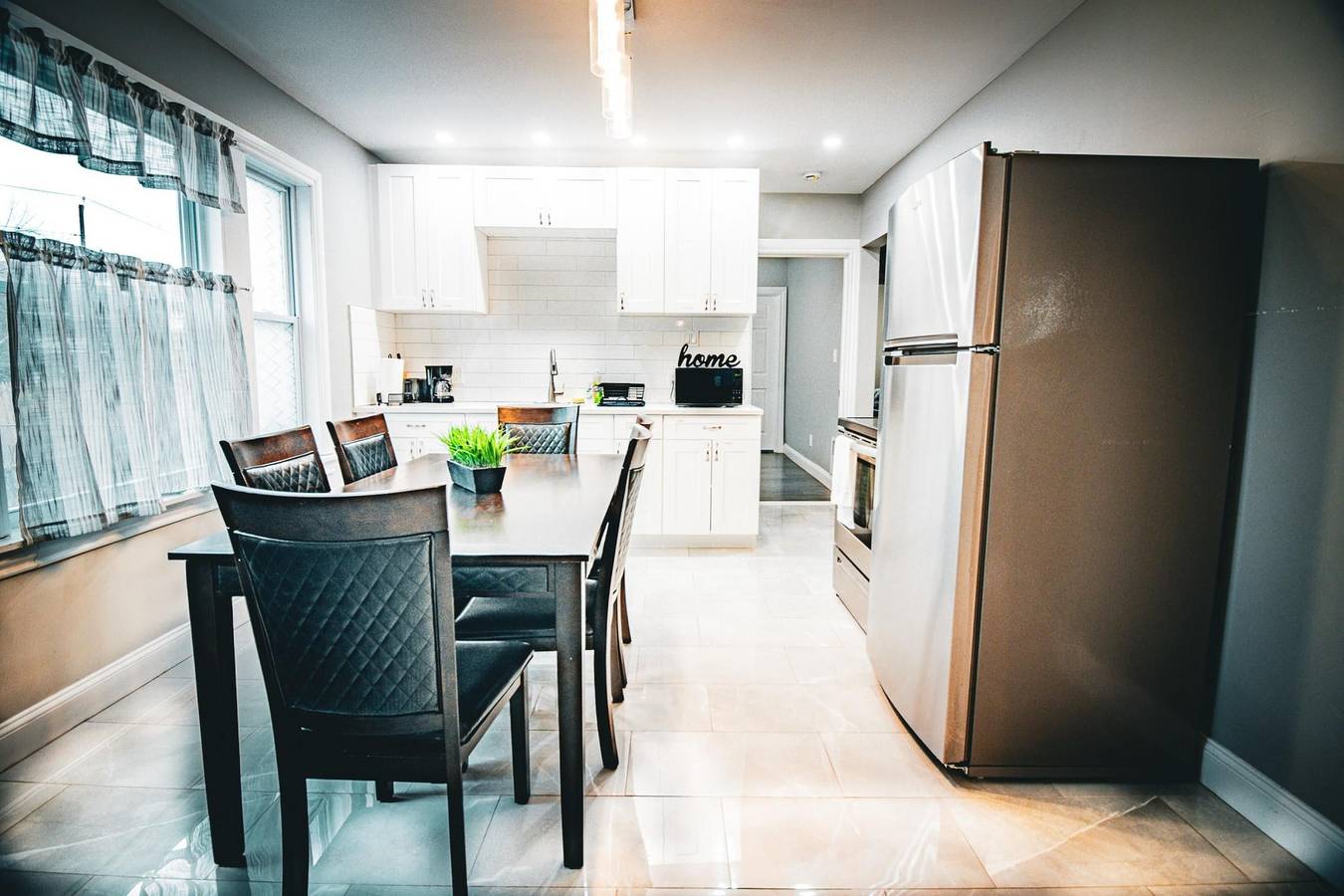 Entire apartment, Comfortable 3Br  1 Bath close to the falls in Niagara Falls (NY), Niagara County