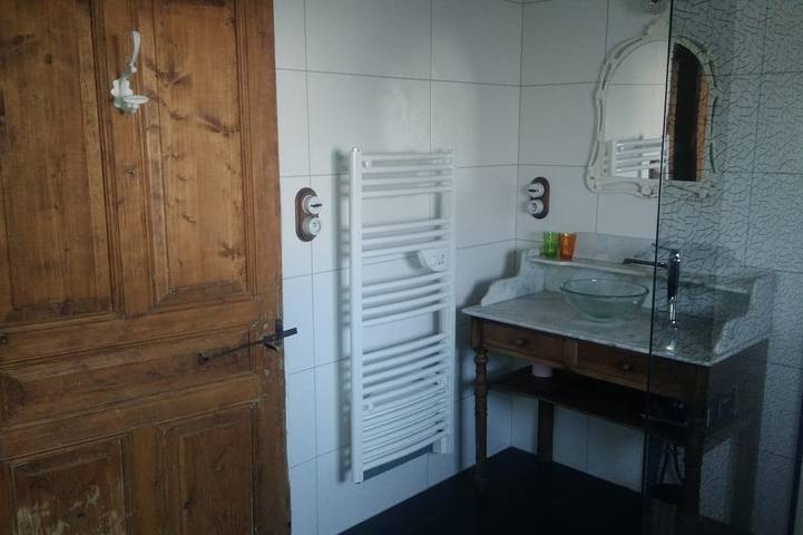 Gîte pour 2 personnes dans Cosges - 4