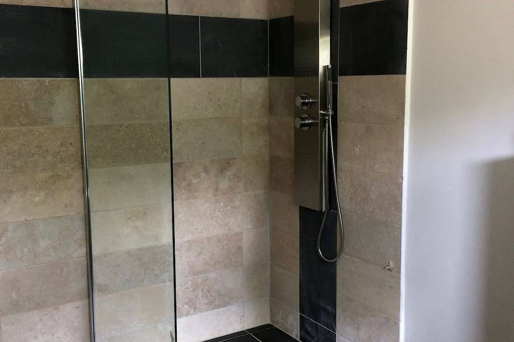 Ganze Wohnung, Wellness,- Entspannung und Gesundheit mit isländischer Sauna, Zuber und Massagen in Wunsiedel, Oberfranken