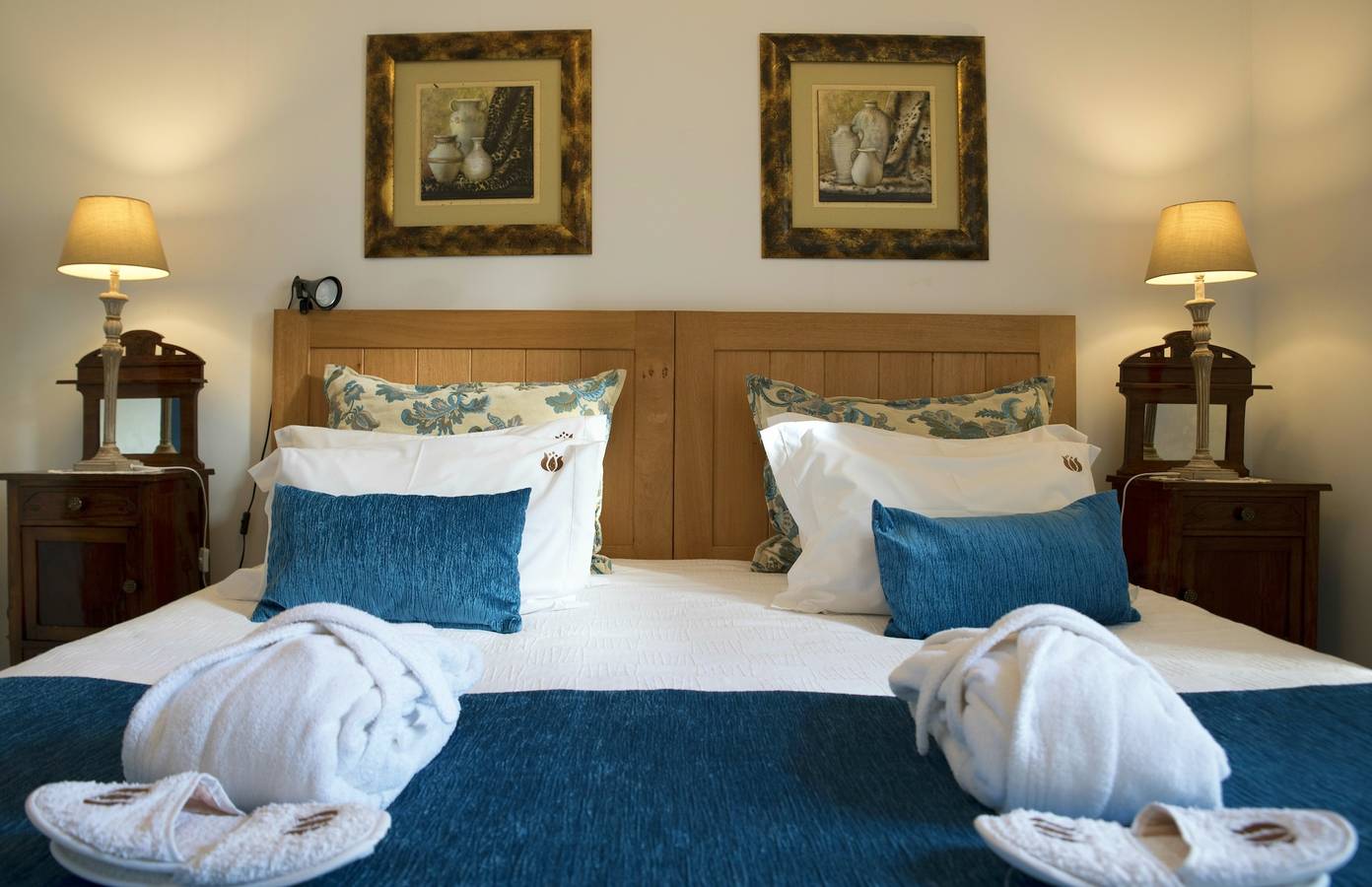 Maison traditionnelle de vacances en pierre avec vue sur la mer in São Miguel Island, São Pedro de Nordestinho