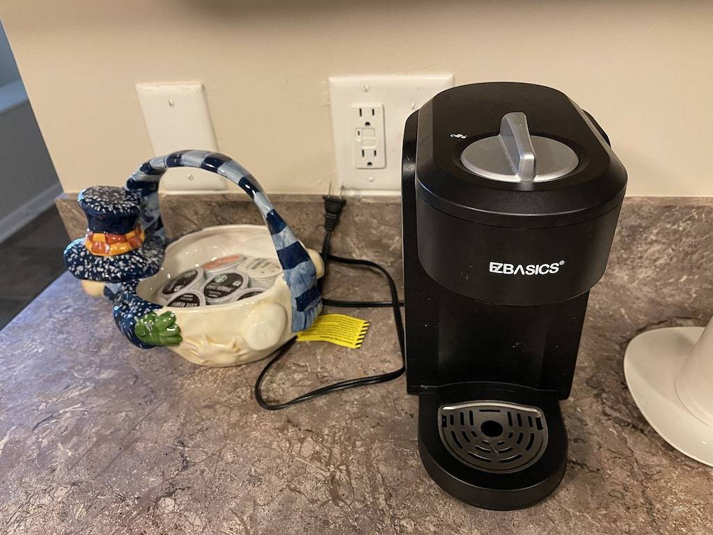 2Br Family-Sized Lower Suite with Private Entrance & Spacious Backyard! in Oakland County