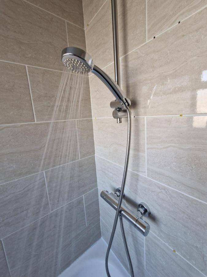 Three-Bedroom Home in Coventry, Birmingham Area