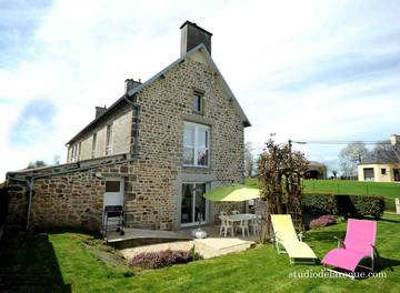 Gîte pour 6 personnes, avec terrasse et jardin, animaux acceptés à Champcervon