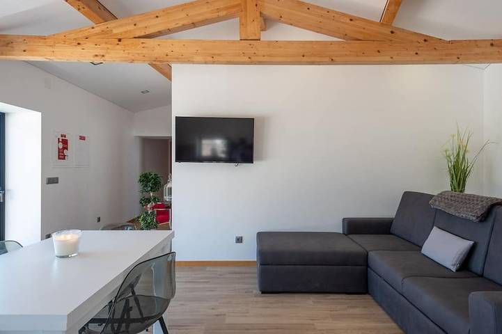 Location de vacances pour 2 personnes, avec jardin dans Belinho - 3