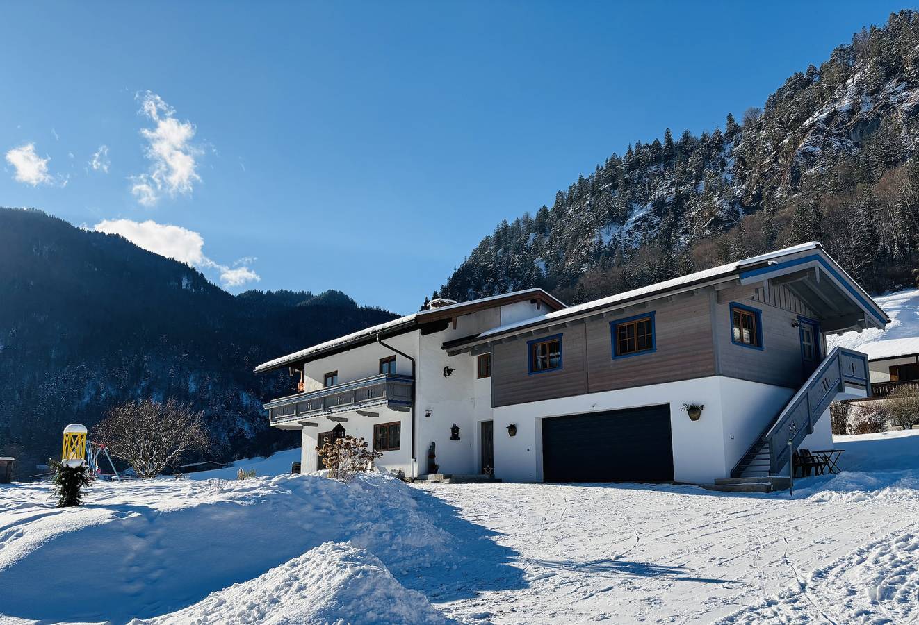 Ganze Ferienwohnung, Fewo Auer - Fewo Auer, 52 qm, Wohnschlafzimmer für 2 Personen in Marktschellenberg, Berchtesgadener Alpen