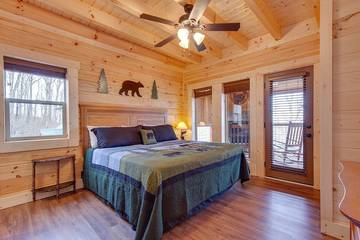 Log Cabin for 6 Guests in Gatlinburg, Sevier County, Picture 4