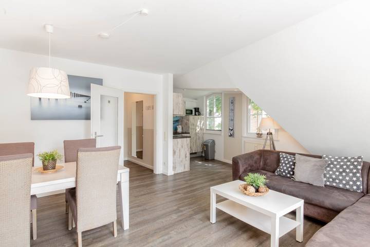 Ferienwohnung für 4 Personen, mit Balkon in Niendorf