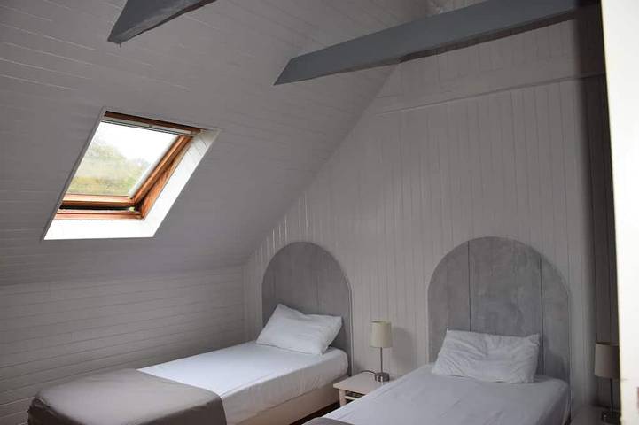 Gîte pour 5 personnes, avec terrasse et jardin à Clohars-Fouesnant - 4