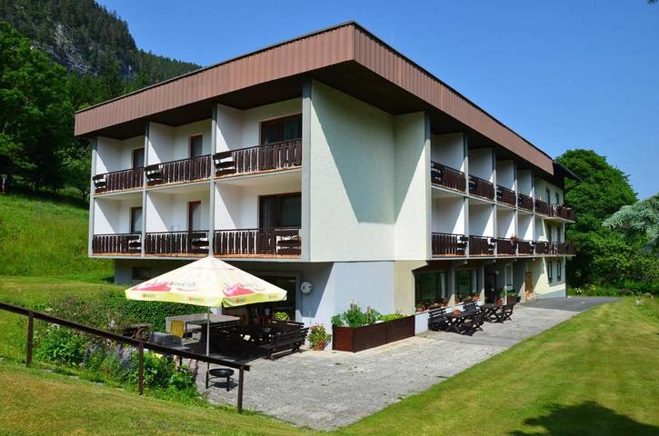 Location de vacances pour 2 personnes, avec vue et jardin dans Bad Bleiberg