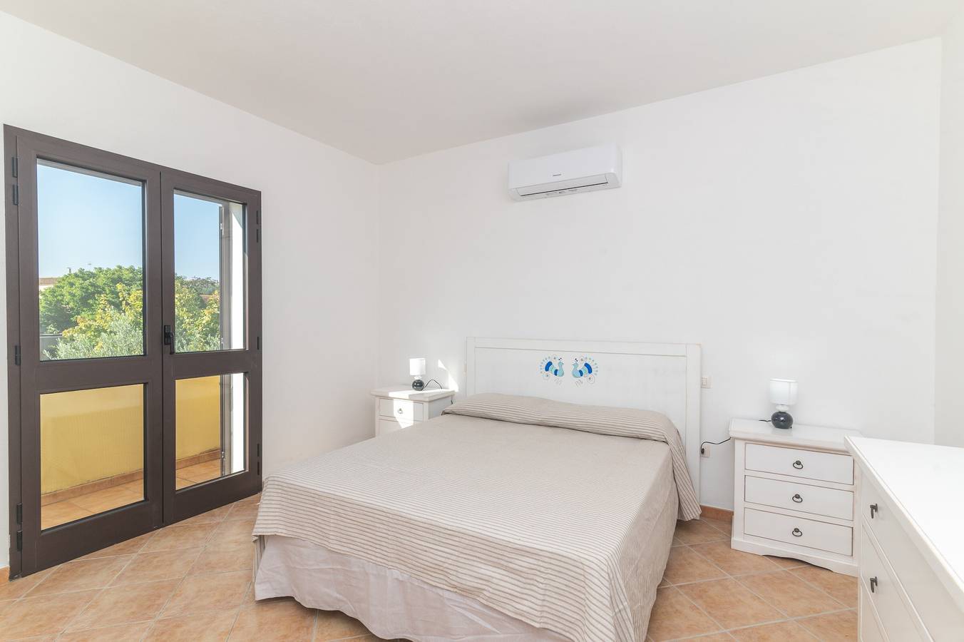 Ganze Wohnung, Ferienwohnung 'I Mirti 1' mit privater Terrasse, Gemeinschaftsgarten und Klimaanlage in Porto Pozzo, Santa Teresa Gallura (Gemeinde)