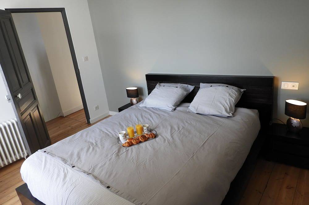 Casa familiar junto al mar con jacuzzi, a 800 m de las playas, renovada en 2018 in Treffiagat, Region de Quimper