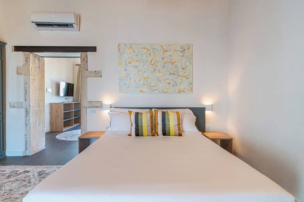 La Dimora di San Nicola charme apartment | Terrace & Jacuzzi access in Siracusa, Siracusa e dintorni
