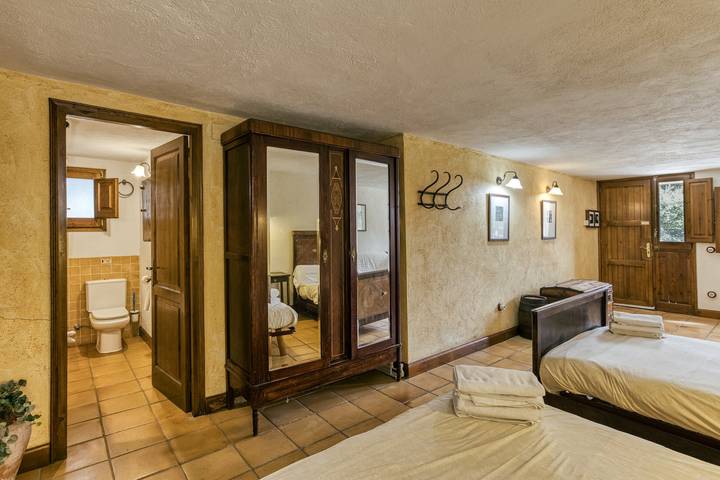 Casa rural para 6 personas, con jardín y piscina para niños en Pla de l'Estany - 3