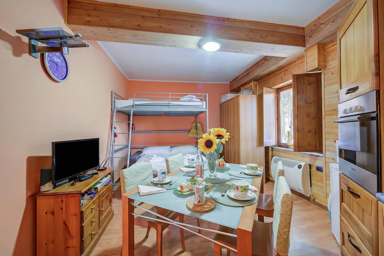 Appartement entier, Borgata Family Studio Ski In Ski Out 300m in Sestrières, Via Lattea