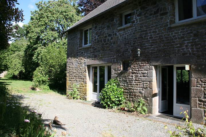 Gîte pour 11 personnes, avec jardin et terrasse à Saint-Maur-des-Bois