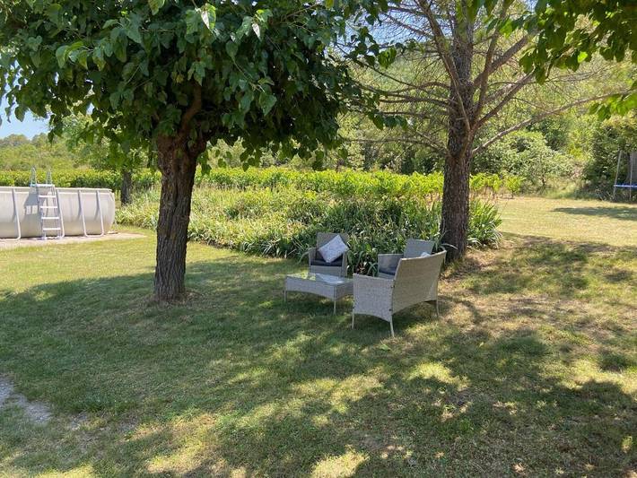 Gîte pour 5 personnes, avec vue et piscine ainsi que jardin et terrasse à Pompignan - 2