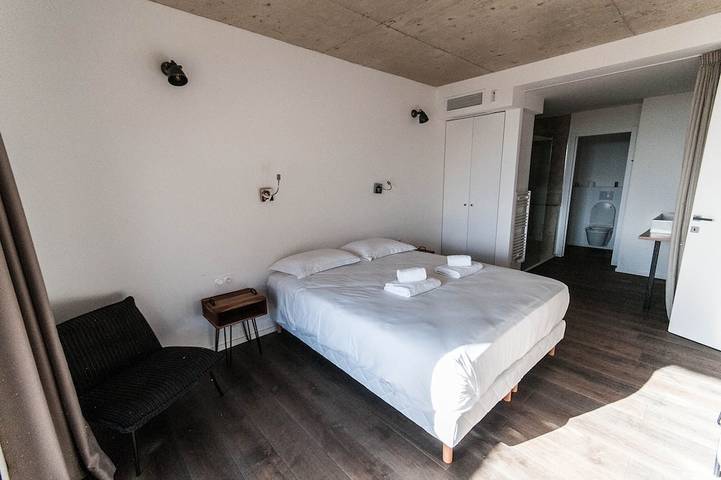 Gîte pour 6 personnes, avec sauna et jardin ainsi que piscine et jacuzzi dans Plage de Fautea - 3
