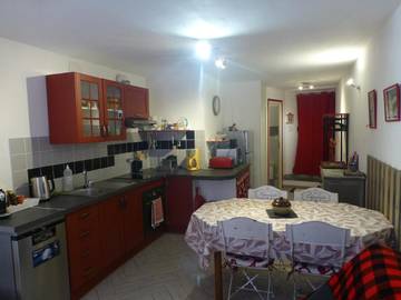 Gîte pour 4 personnes, avec balcon à Tende