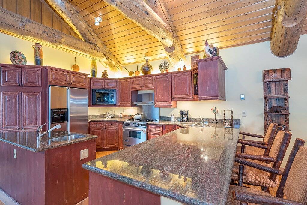 Ganze Wohnung, Geräumige zweistöckige Penthouse-Wohnung; Zentrum der Innenstadt; Gondel um die Ecke in Telluride, Telluride Ski Resort