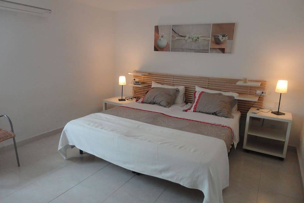 Confortable villa con piscina privada y jardín a 3 km de la playa in San Fulgencio, Costa Blanca