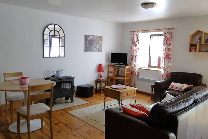 Maison de vacances pour 4 personnes, avec jardin à Plouguenast