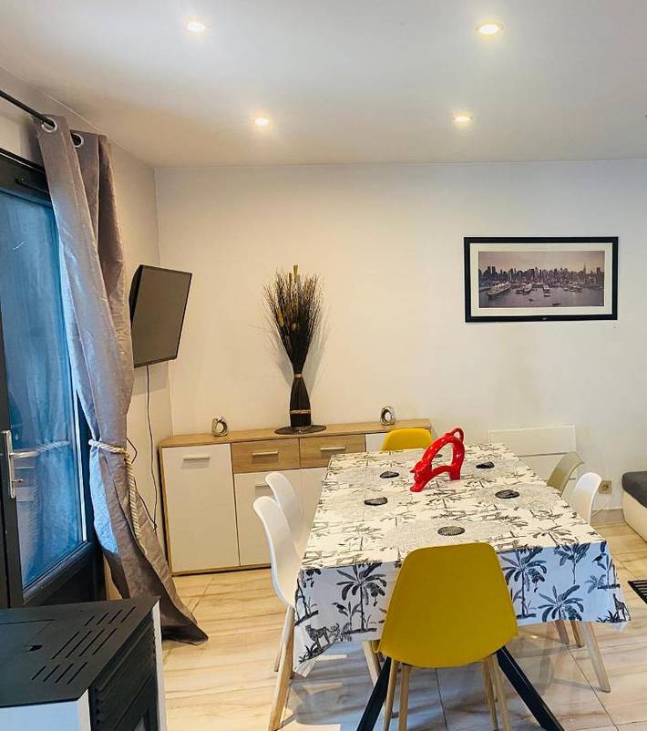 Gîte pour 5 personnes, avec terrasse et jardin, animaux acceptés à Montmorency - 4