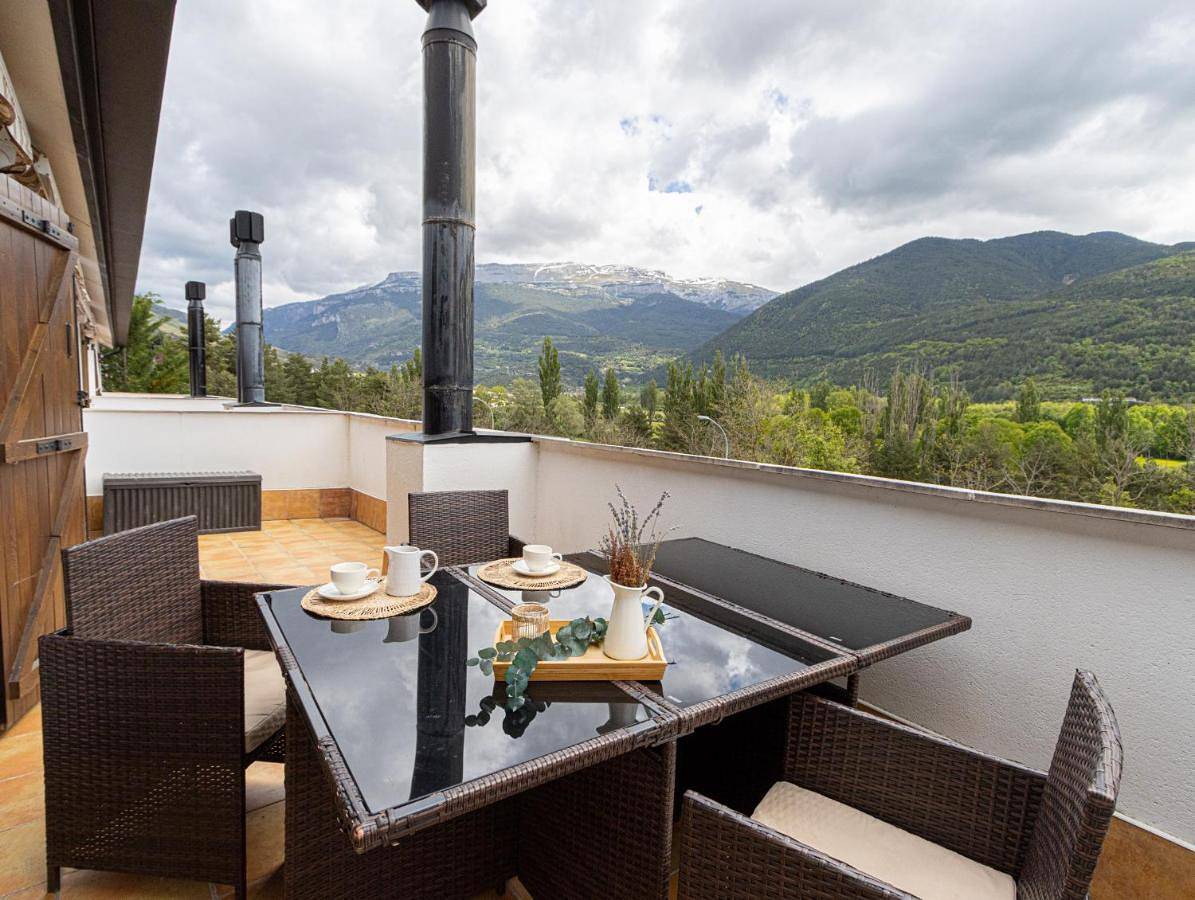 Apartamento entero, Casa nora villanua in Villanúa, Pirineo Aragonés