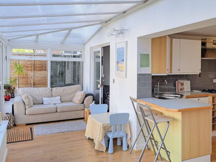 Cottage for 8 people, with Garden in Cheltenham