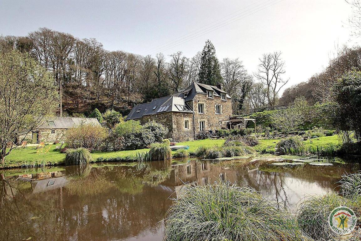 Le Moulin de Kervégan - Armor in Plouzélambre, Ceinture Dorée