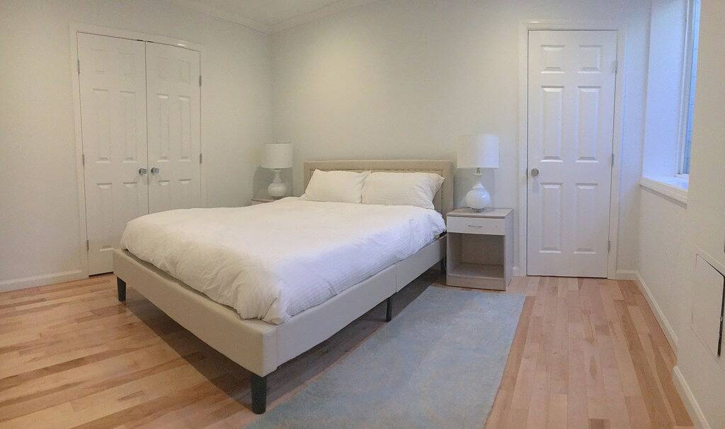 Neues Haus. Luxus 6 Bd, 5 Bth, Beheizter Pool, Spiele, Fahrräder, Private Cul-de-Sac in Westhampton Beach, Hamptons