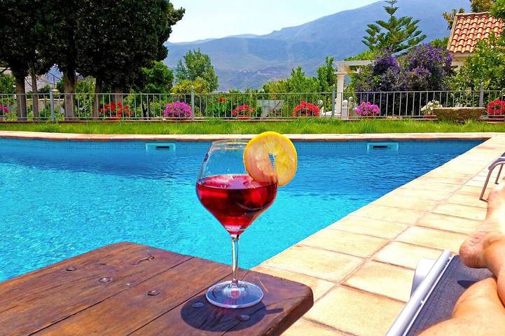 Holiday rental for 4 people, with Balcony and Terrace as well as Garden in Órgiva