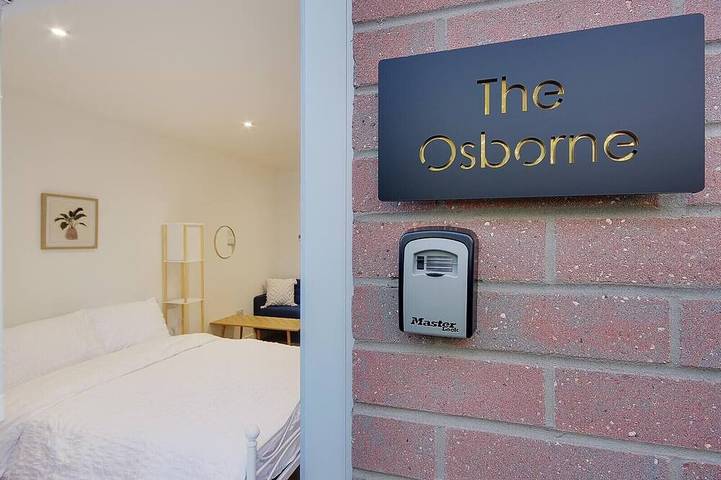 Appartement entier, Suite-King-Salle de bain privée-Vue sur Jardin-The Osborne in Bournemouth, Angleterre du Sud-Ouest