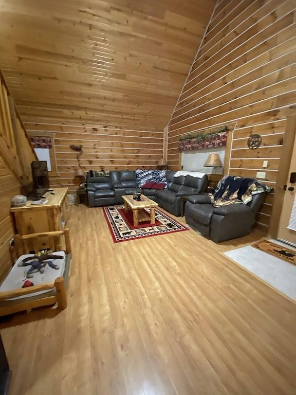 Cabin- no cleaning fees: Cranberry Fest, waterparks, trail riding for utv/atv in Monroe County (WI)