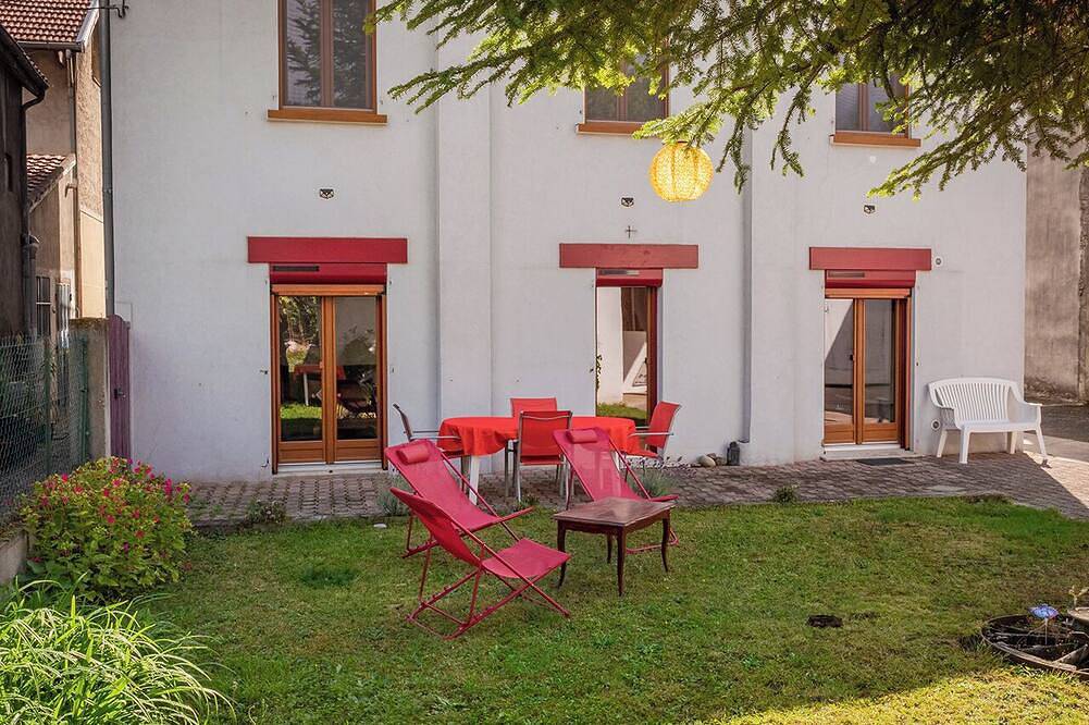 Maison avec jardin et parking à 1 min de Grenoble in Fontaine, Isère
