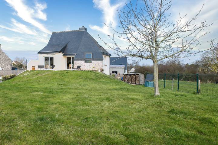 Location de vacances pour 4 personnes, avec terrasse et jardin à Erquy - 2