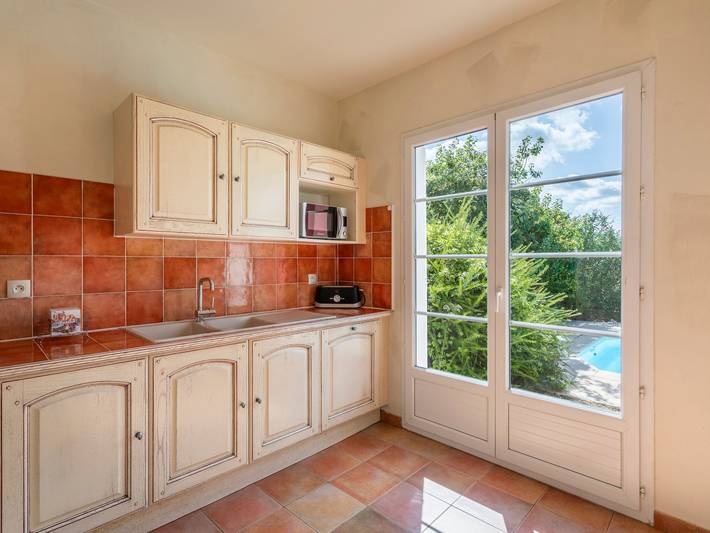 Location de vacances pour 8 personnes, avec piscine et balcon à Callian - 4