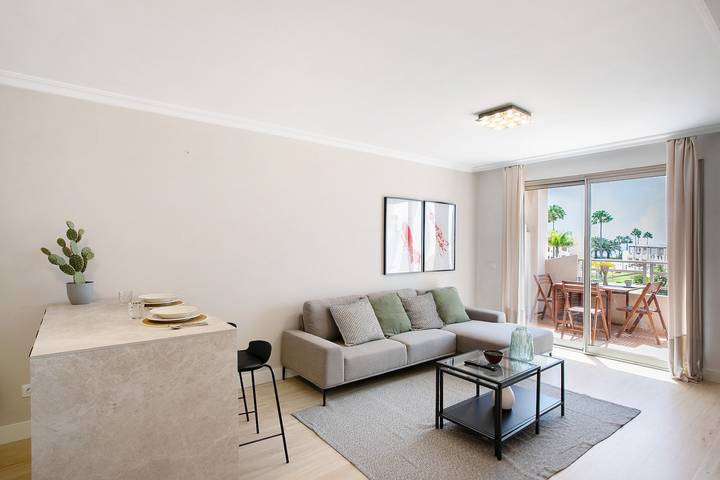 Ganze Wohnung, Ferienwohnung 'Costa Bella La Tejita' mit Meerblick, Gemeinschaftspool und WLAN in La Tejita, Granadilla de Abona