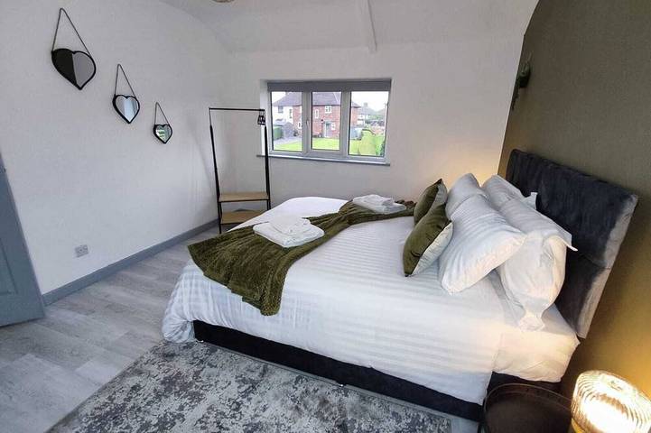 3Br Omondthorp, Private Parking, Beach & Garden. Ideal for Family & contractors in Leeds, Yorkshire del Oeste