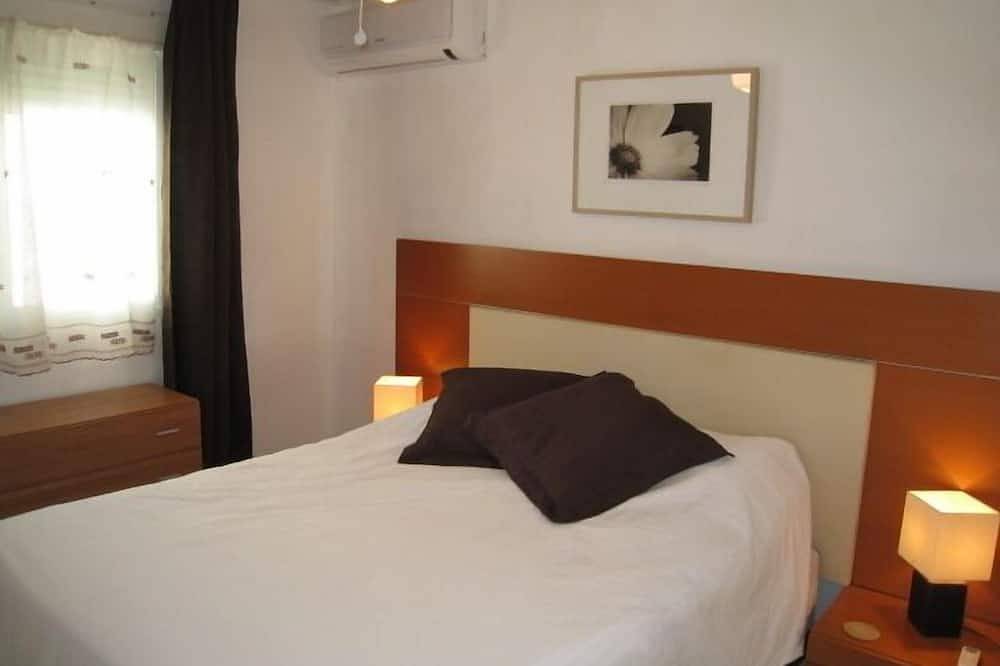 Entire apartment, Seafront Charming Albir Apt (next To Altea, Benidorm); Wifi, Ac, Golf, Sea Views in L'Albir, Alfàs del Pi