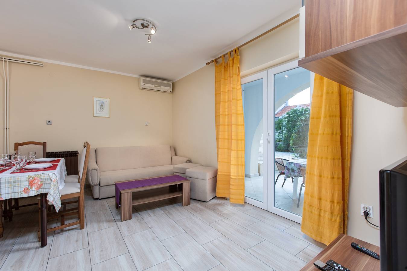 Cały apartament, Dwupokojowy apartament z tarasem Punat, Krk A-24854-a in Punat, Krk