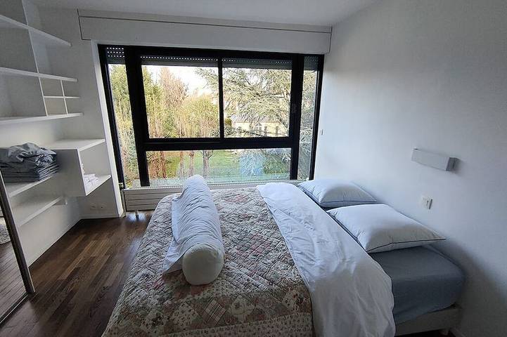 Location de vacances pour 8 personnes, avec jacuzzi ainsi que balcon et jardin à Le Perreux-sur-Marne - 4