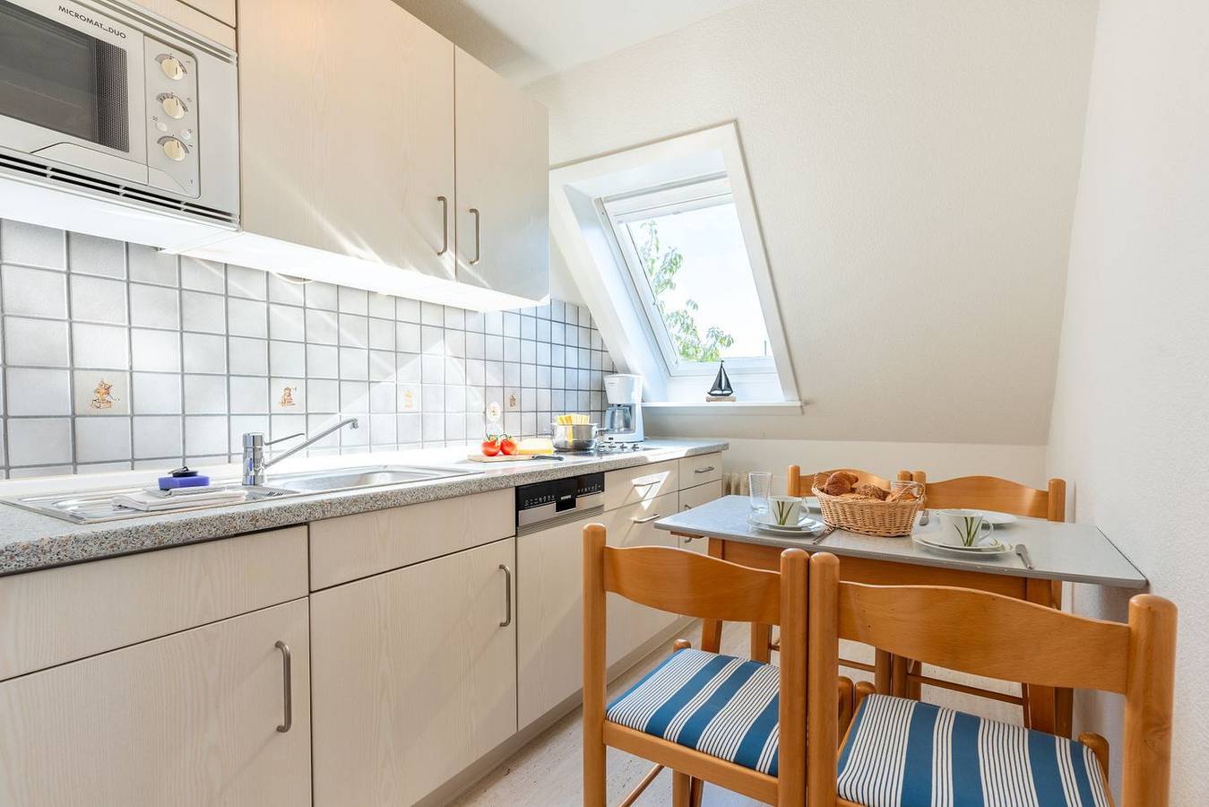 Ganze Wohnung, Ferienhaus Broders - Ferienwohnung Alkoven in Oldsum, Föhr