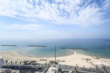 Holiday Rental for 5 People in Tel Aviv, Tel Aviv District, Photo 2