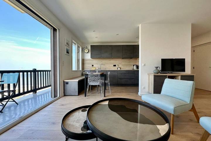 Gîte pour 2 personnes, avec balcon dans Office De Tourisme De Blonville Benerville Tourgeville - 4
