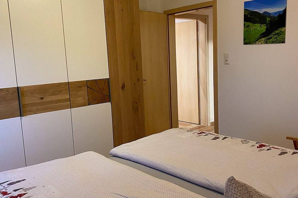 Ganze Wohnung, Voll ausgestattete Ferienwohnung mit großer Terrasse, 60 m² in Breitbrunn (Edling), Edling