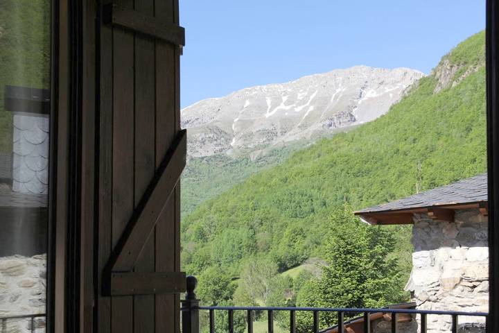 Casa rural para 11 personas, con terraza, Se admiten mascotas en Valle de Benasque - 4