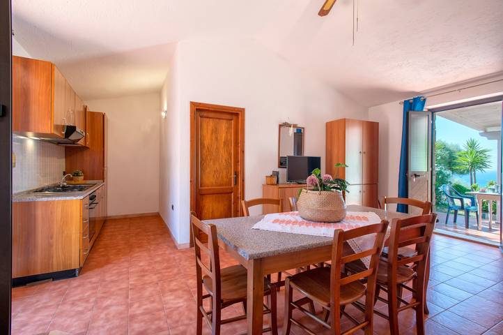 Maison de vacances "La casa vista isola 2" avec vue sur la mer, terrasse et jardin in Pischinazza, Trinità d'Agultu e Vignola