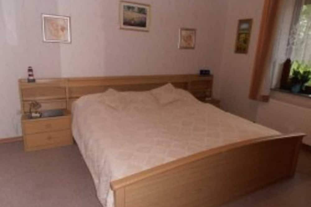Ganze Wohnung, Ferienhaus - Petersen: Ferienhof mit toller Gastfreundschaft in Großenwiehe, Grünes Binnenland